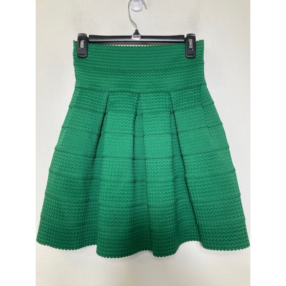 Girls From Savoy Green Skirt Size Small - Picture 1 of 2